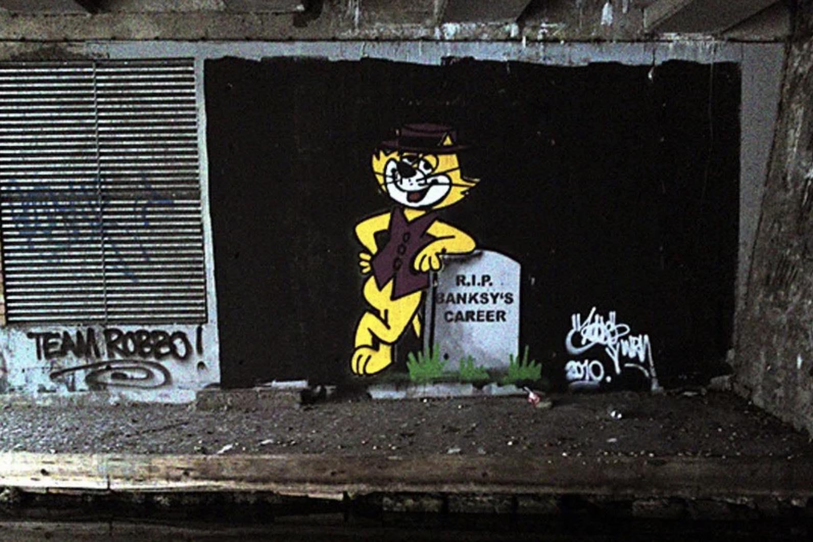 Street art by King Robbo on the Regent’s Canal, London